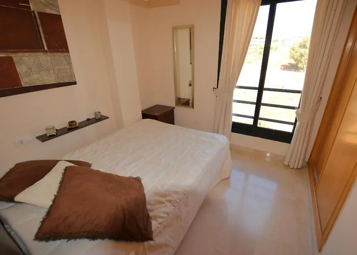 Sun Hill Pacos 2 Bed *